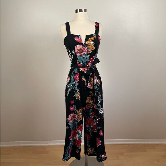 Xhilaration • Floral Jumpsuit - Picture 1 of 6